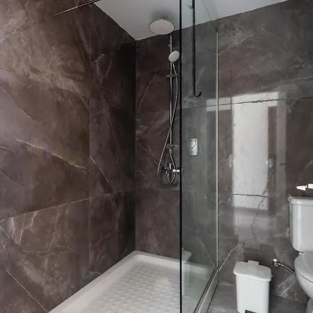 Delightful Vacation Flat With Balcony And Pool In Ayia Napa All Yours